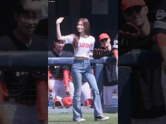 240427 _2024 KBO League Professional Baseball (LG Twins vs Kia Tigers) TWICE_ (T