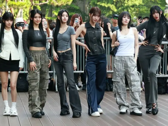 EVERGLOW heads to Yeouido KBS Hall for the pre-recording of "MUSIC BANK".