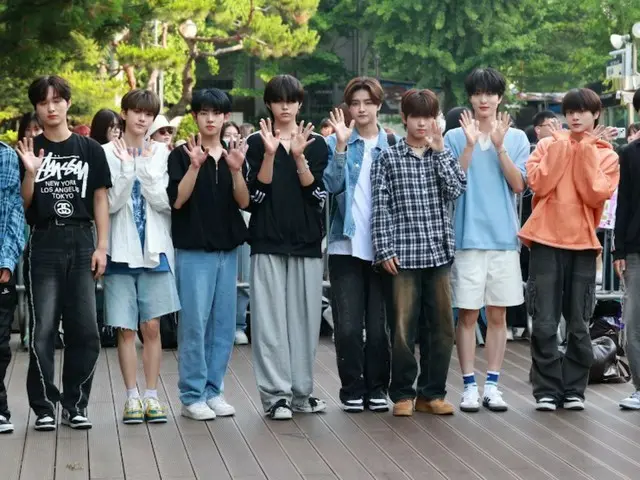 FANTASY BOYS head to Yeouido KBS Hall for the pre-recording of "MUSIC BANK".