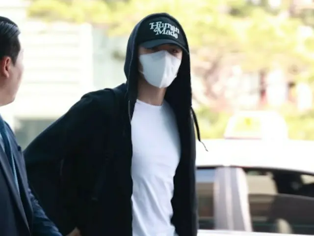 VERNON (SEVENTEEN), departs for France on the 18th @ Incheon International Airpo