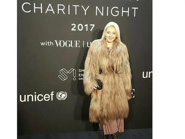 SNSD (Girls' Generation) Hyo Yeon, SNS update. "Am i pretty ?? hahaha".