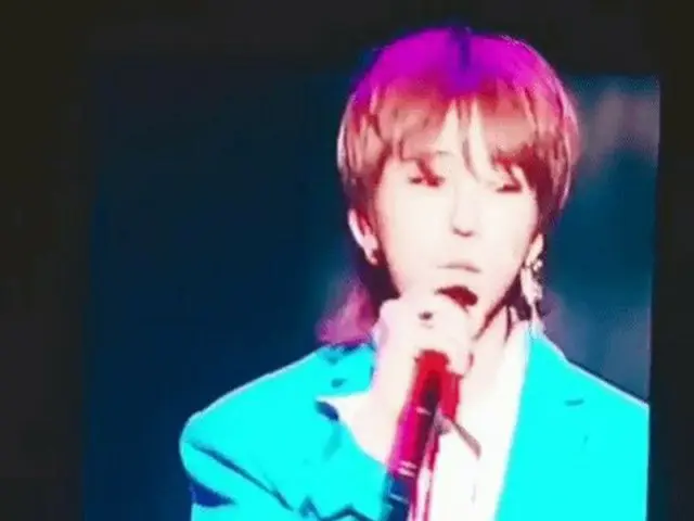 This weekend at IU's concert, guest appearance by BIGBANG's G-Dragon,  "nervous"