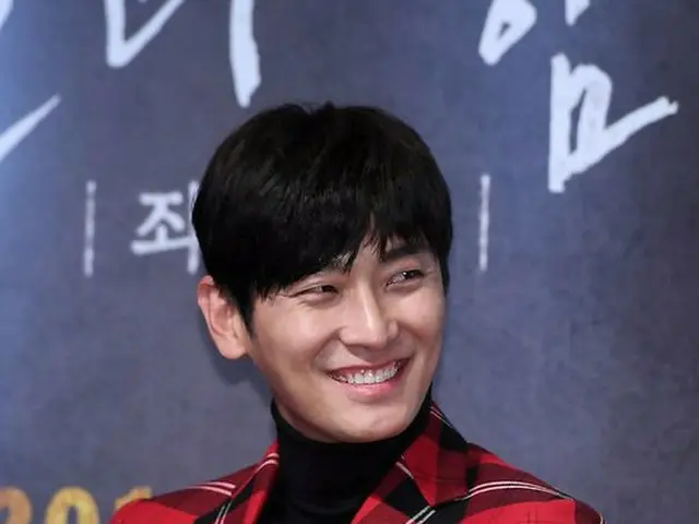 Actor Joo Ji Hoon, attends media viewing of movie ”with God”.