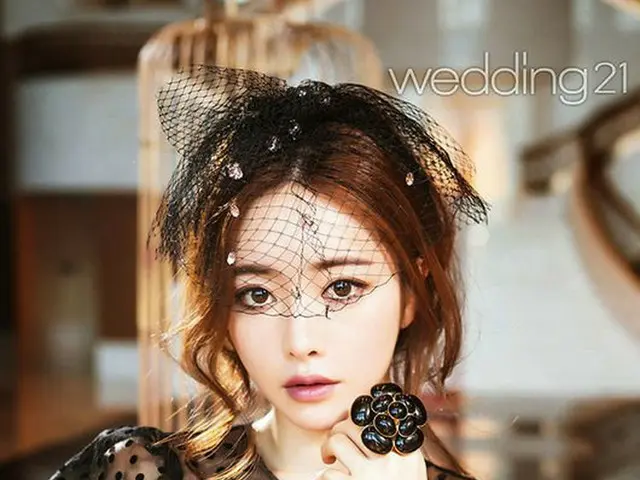 Actress Hong SooAh, photos from ”wedding 21”.
