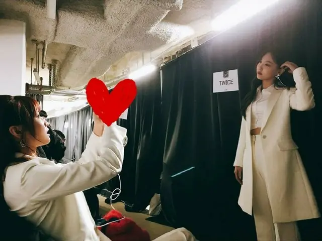 TWICE, SNS update. "NOW". Photographer's passion. The result will be released by