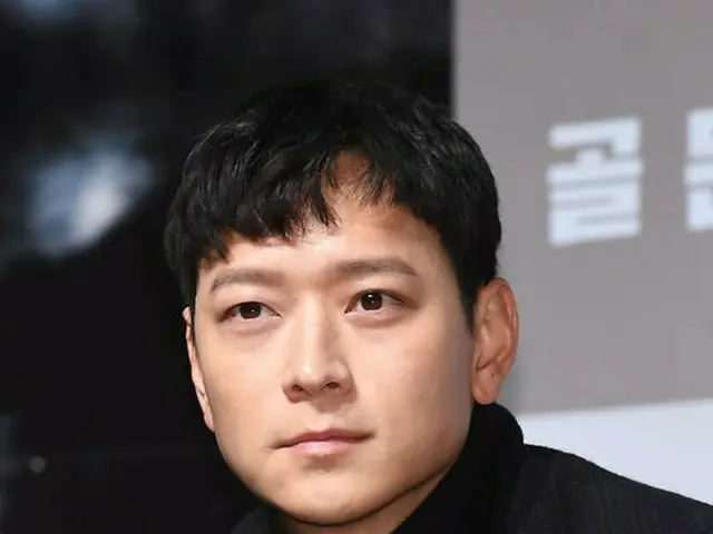 Actor Kang Dong Won attended press release of movie ”Golden Slumber”.