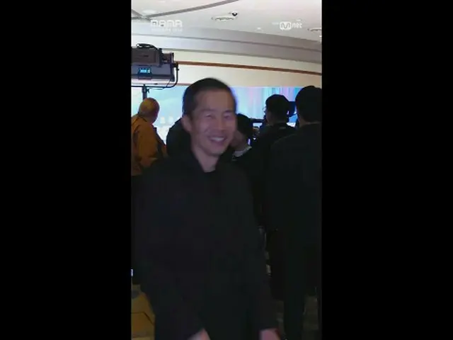 Stream on your TV: [#2024MAMA] Say hello👋 to #leeisaacchung #JohnIsak #MAMAAWAR