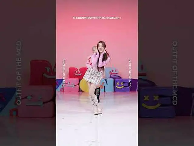 ▶Subscribe to Mnet YouTube: Like Facebook and Twitter for more k-pop news .