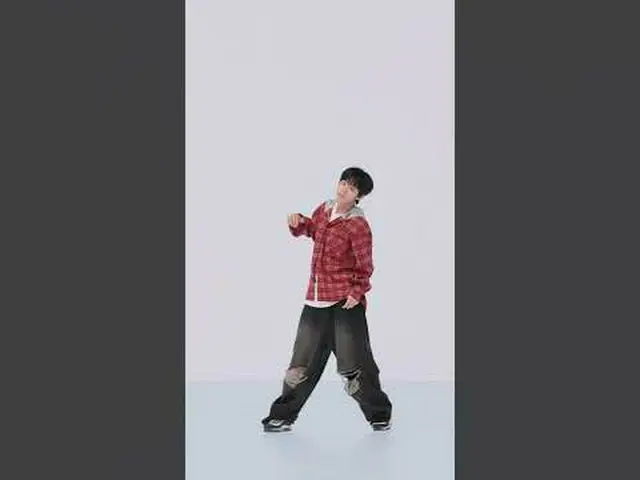 A quick look at WEEKLY IDOL .