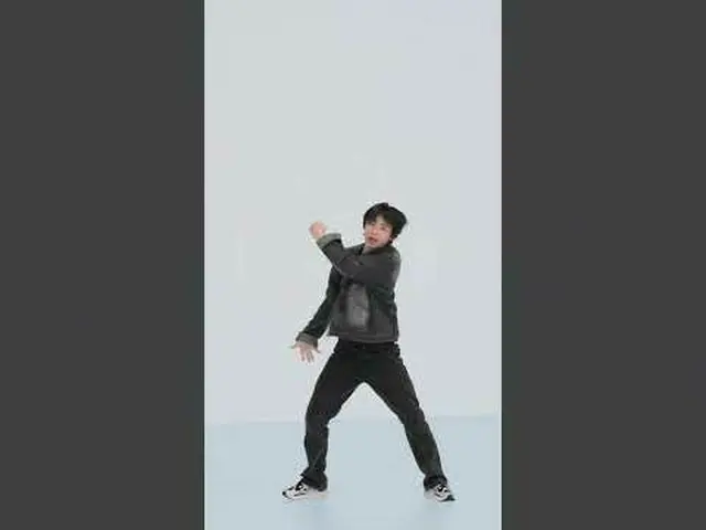 A quick look at WEEKLY IDOL .