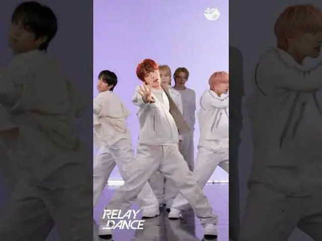 Look at Lee LUDA, he only has to hug tight 423 times. Relay Dance More from #M2?