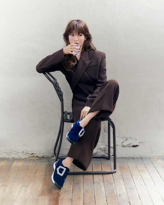 Actress Song Hye Kyo shares a new post on Instagram