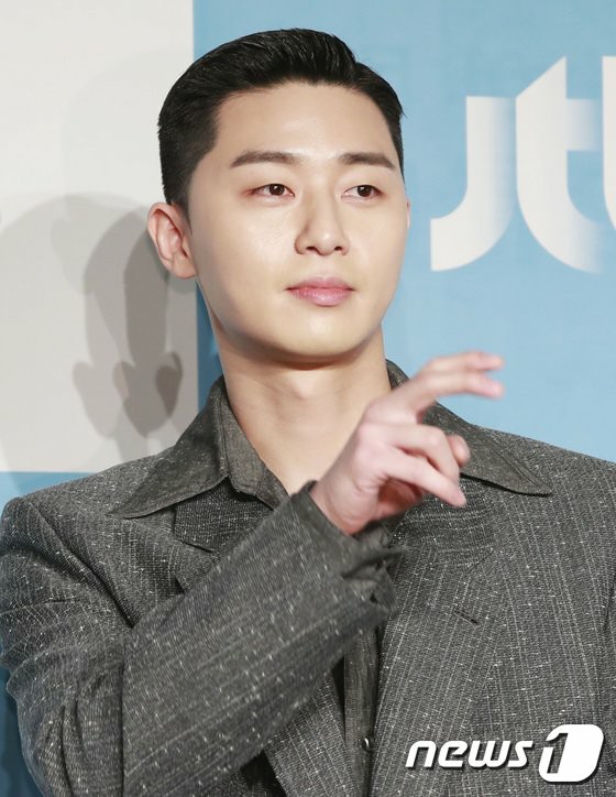 "Itaewon Class" Park Seo Jun, Owned a building in Gangnam  Seoul ... Purchased for 11 billion won