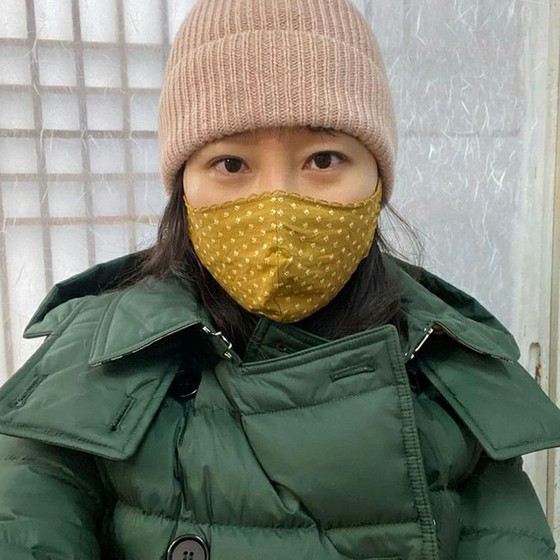 Actress Kong Hyo Jin buys new outerwear. "Prefer to be at home"