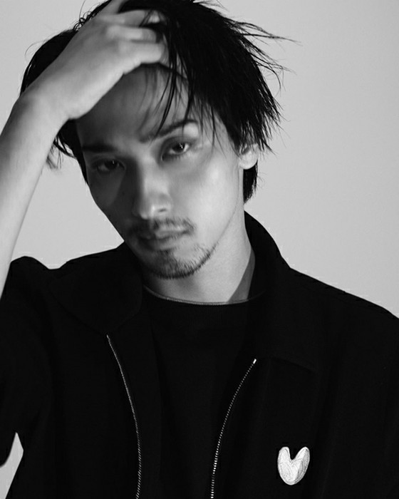 Ryusei Yokohama first appeared in Korean magazine gravure = "Meteor(Ryusei) falling on us"