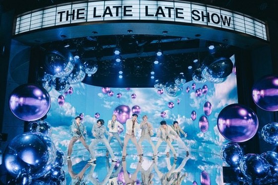 "BTS" US "James Corden Show" performance with Hanok in the background ... wrapping LA from Seoul