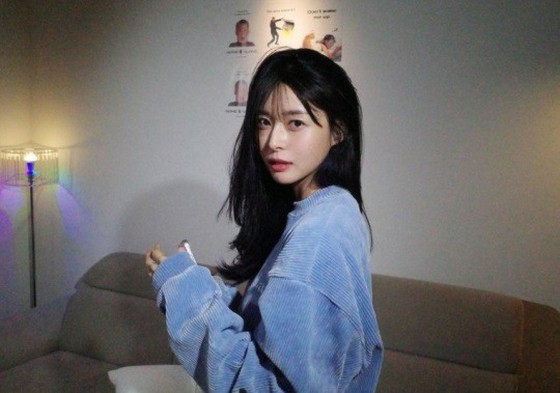 Actress Kwon Nara (formerly HELLOVENUS) reports on the latest situation with very satisfying coloring