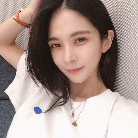 "Affair woman born in 1988" No Shi-hyun (former Gavy NJ) to affair "It's noisy ... restrain yourself"