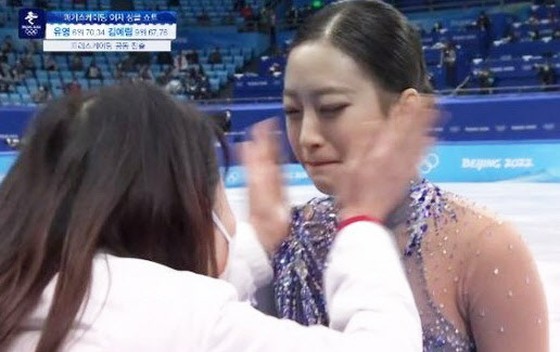"Cheek tapping" of Japanese coach and Korean figure skater is Hot Topic = Korean internet user "Pen pen of affection"