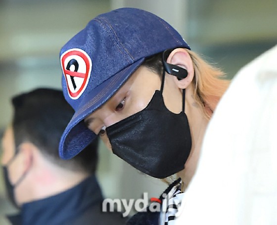 [Photo] "BIGBANG" G-DRAGON returns to Korea from a Chanel event in France ... Charisma that makes the airport a runway