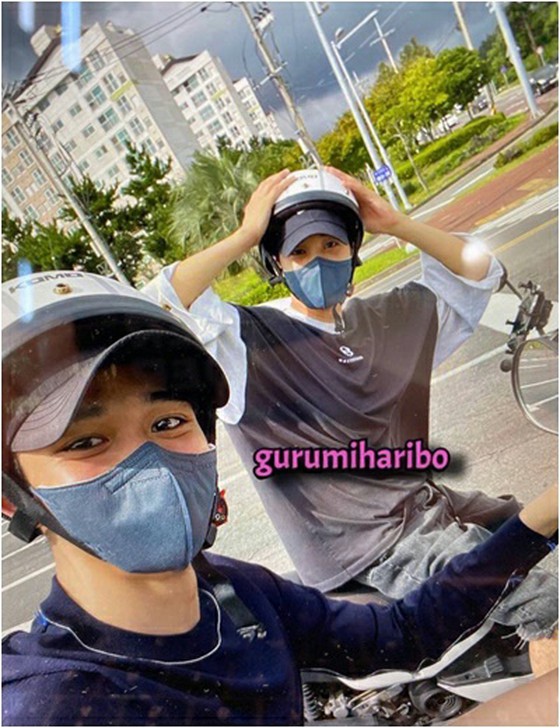 KAI (EXO) & Lucas (NCT)'s private photo leaked, "V & JENNIE photo" same offender?