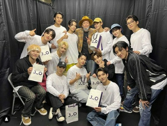 Shingo Katori visits "SEVENTEEN"'s Tokyo Dome concert... Warm commemorative shots