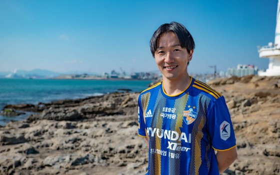 Japanese K-leaguer Amano and Korean coach confront, "Worst player lying for money" VS "I still respect him, but... no official offer"