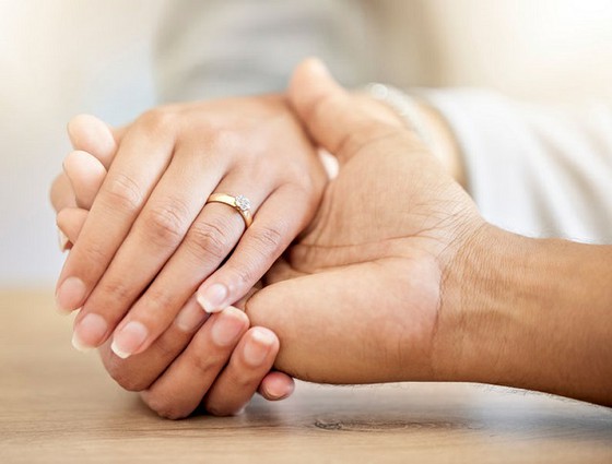 Divorce rates drop when couples do this: U.S. Business School