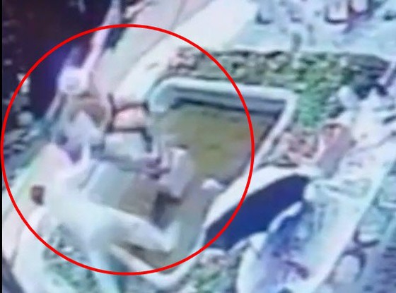 150-year-old Italian statue is damaged by tourists taking commemorative photo