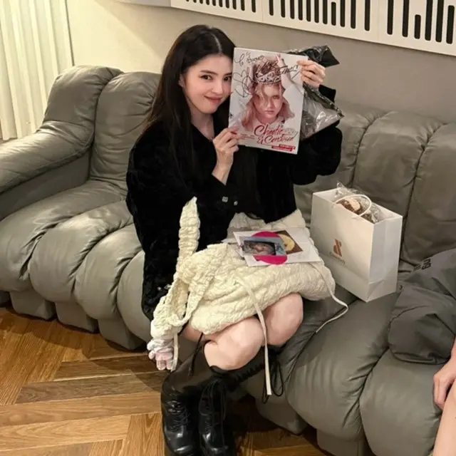 女優ハン・ソヒ、飾っても飾らなくても「いつも可愛い」…AIにも引けを取らないビジュアル