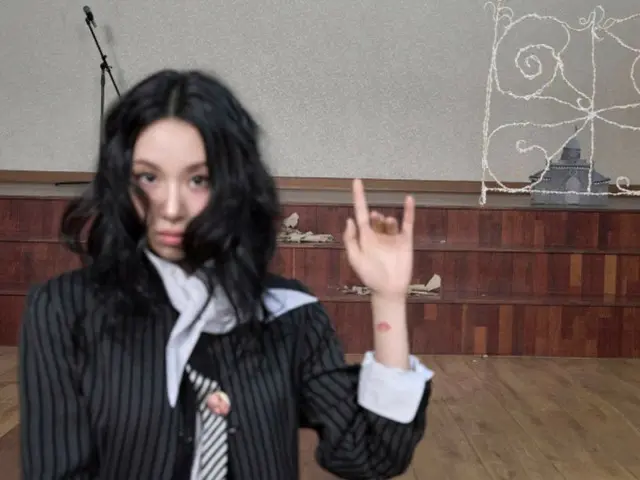 「TWICE」チェヨン、今まで見たことがないコンセプト続々…1stアルバム「LIL FANTASY vol.1」で高まるソロ活動