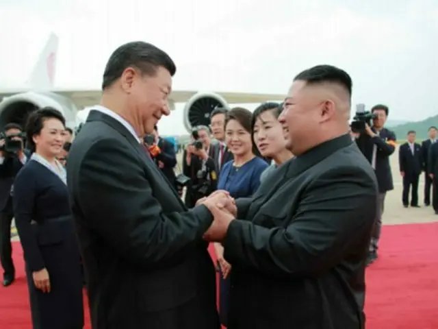 習主席、金正恩氏に「中朝は運命を共にする同志」…「国際正義を共に守る」