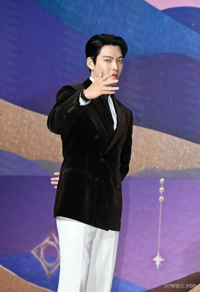 俳優キム・ウビン、ファンに驚きのプレゼント