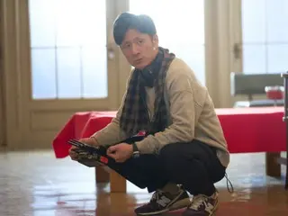 Director Lee Sang-I’ll of the film "National Treasure" visits Seoul after Busan... Surprise visit to Korea on November 12th