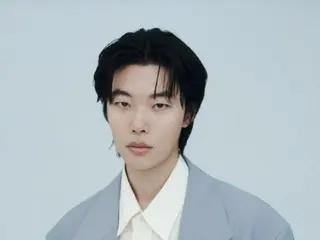 Ryu Jun Yeol will be taking part in the filming of the 10th anniversary content for "Reply 1988"... Due to scheduling adjustments, he will not be able to meet his former girlfriend HYERI (Girl's Day)