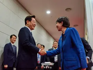 First meeting between Japan and South Korea leaders confirms restoration of "shuttle diplomacy" without touching on "historical issues" - South Korean media