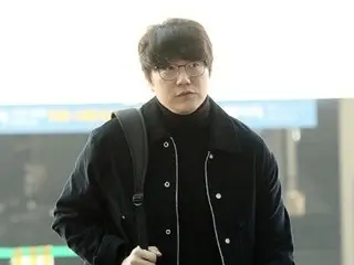 Singer Sung Si Kyung is betrayed by her former manager of 10 years... She has taken a break from YouTube after all. "I'm hurt both physically and mentally."