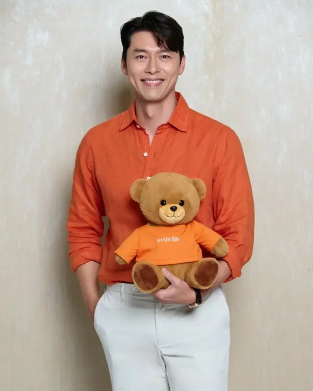 俳優ヒョンビン、えくぼが魅力の“優男”2