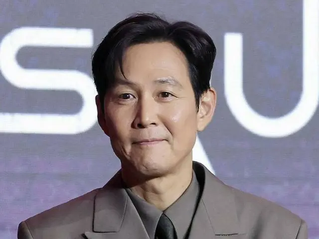 Lee Jung-jae donates 11 million won to help women and girls in difficult circumstances