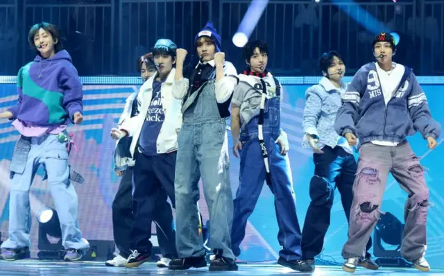 「2025 KGMA」世代・ジャンルの大統合、1世代から4世代まで…新人が繋ぐ「K-POPの歴史」