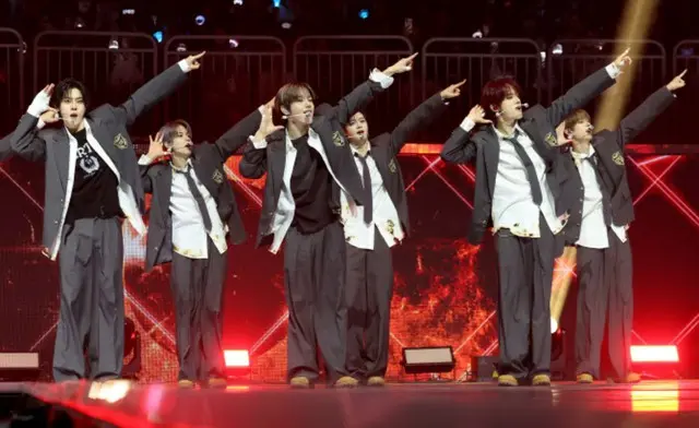 「2025 KGMA」世代・ジャンルの大統合、1世代から4世代まで…新人が繋ぐ「K-POPの歴史」