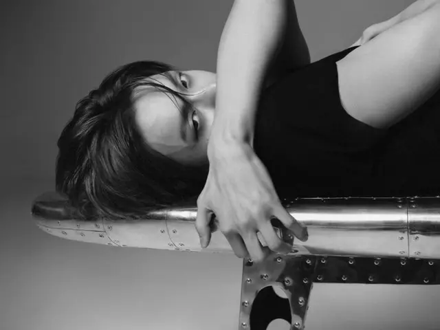 "TOMORROW X TOGETHER" Yeonjun's first mini album reaches the top 10 on the Billboard 200...following BTS' JIN's record