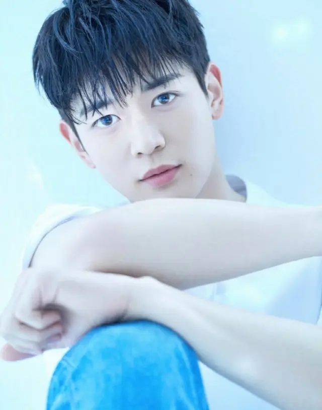 「SHINee」ミンホ、「イーデイリー文化大賞」にプレゼンターとして出席