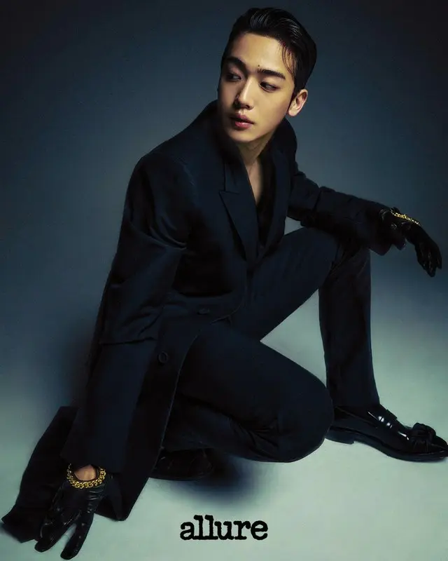 「WEi」キム・ヨハン、グラビア＆インタビュー公開…精力的な活動ing“これ以上ない祝福”01