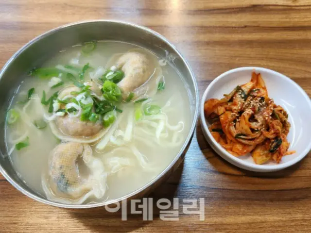 "This price for one serving of kalguksu?"...Rising prices in the tough restaurant industry