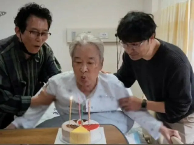 Memorial program for the late Lee Seung-jae... "I'm sorry I can't join you on this trip," says Lee So-jin, sobbing during narration