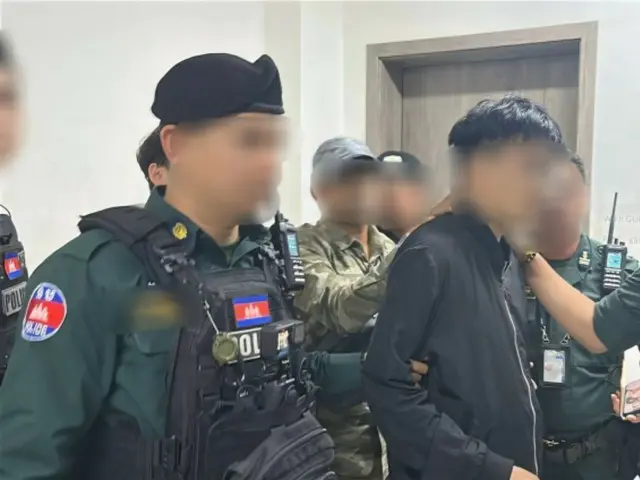 Korean and Cambodian police raid crime scene, rescue man in his 20s who was being tortured... 51 arrested - Korean media