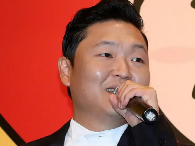 Police raid PSY's management office over suspicion of medical law violations