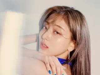 "TWICE" JIHYO, K-POP's first female solo mini-album achieves half million first sale