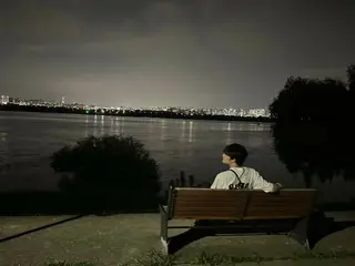 JAEJUNG, relaxing atmosphere while looking at the night view... "JAEJUNG on Thursday night"